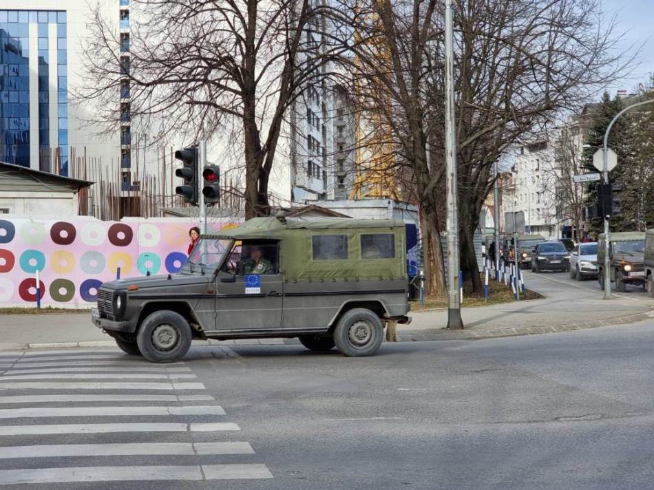 Zbog Dodika povećati broj vojnika Eufora