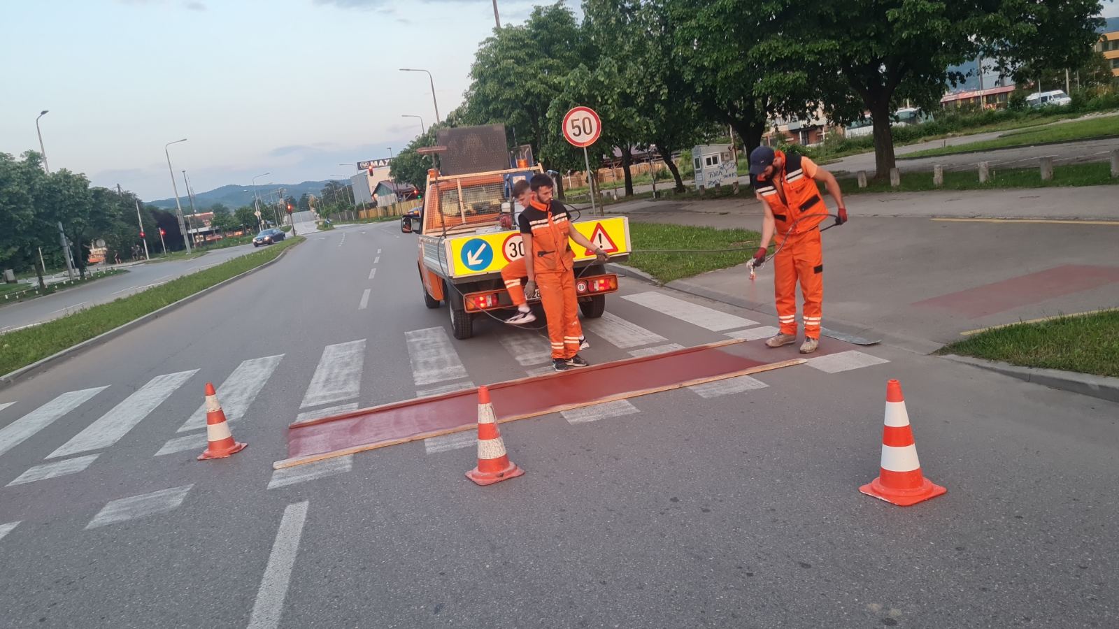 BANJA LUKA: Za lakše i bezbjednije kretanje, u toku obilježavanje biciklističkih staza