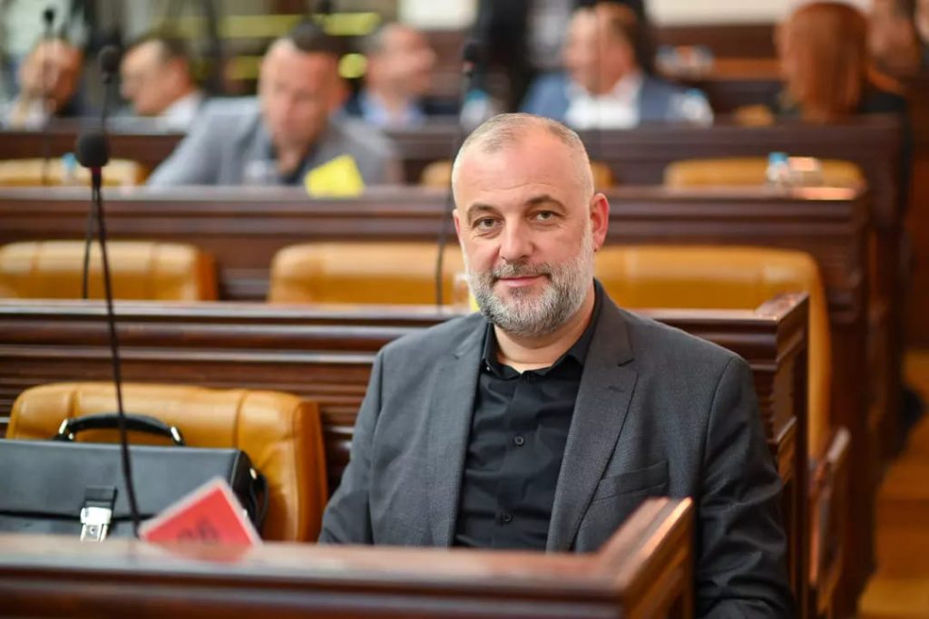 Milanović: SNSD obmanjuje javnost u vezi sa brojem zaposlenih u Vodovodu