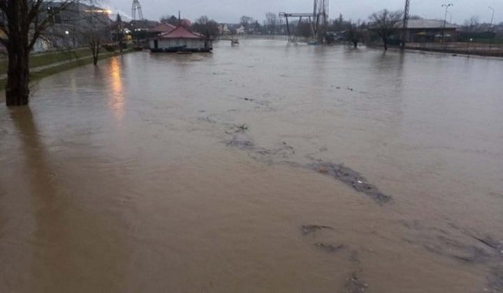 Doboj: Raste vodostaj Bosne