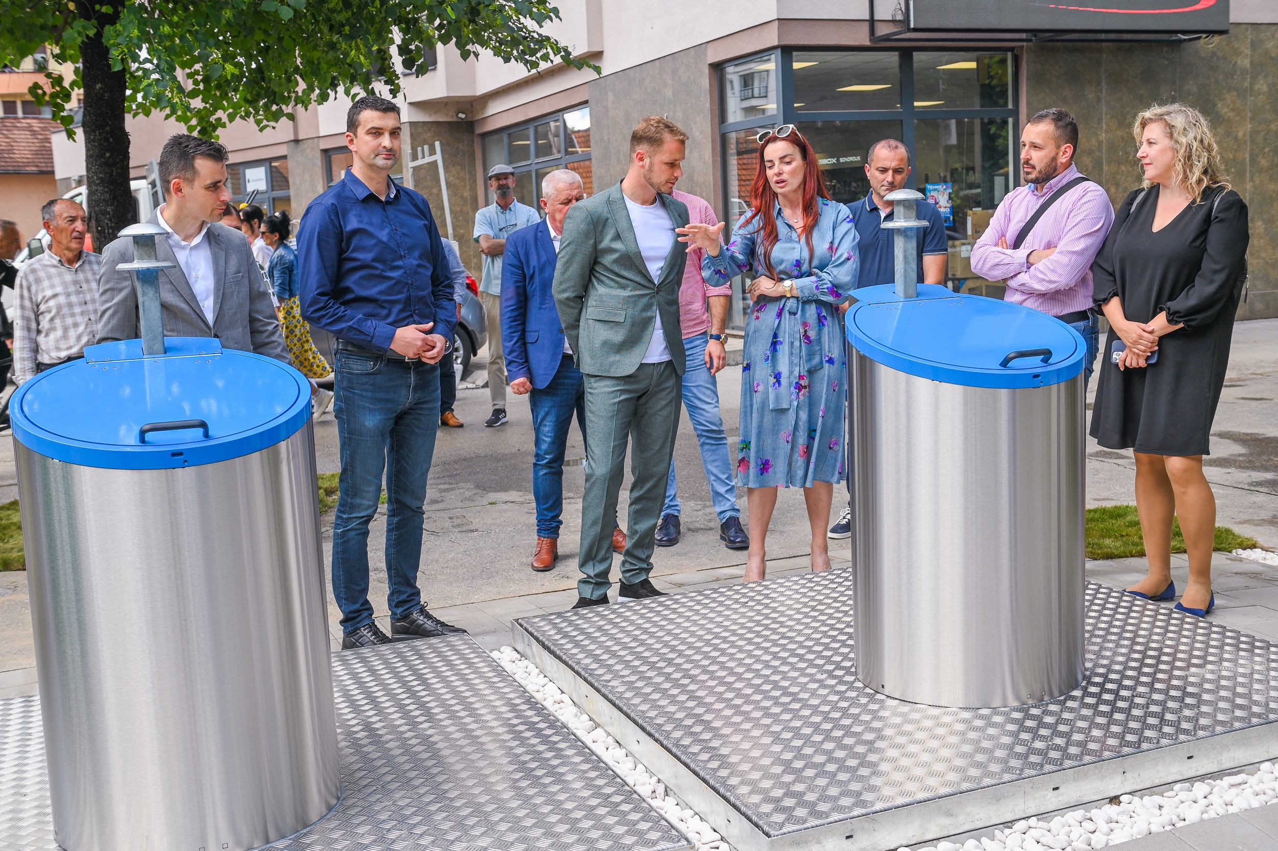 Postavljeni podzemni i novi nadzemni kontejneri na više lokacija, gradonačelnik poručio: Banju Luku presvlačimo u jedno novo ruho