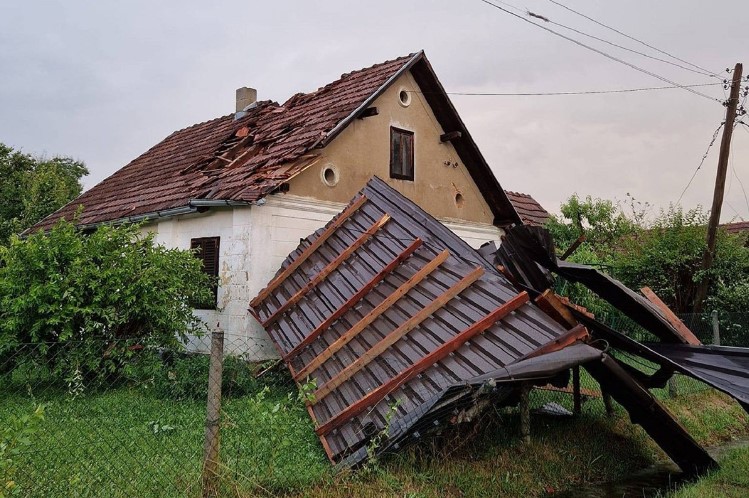 Tragedija: Radnik poginuo dok je popravljao kvarove nakon nevremena