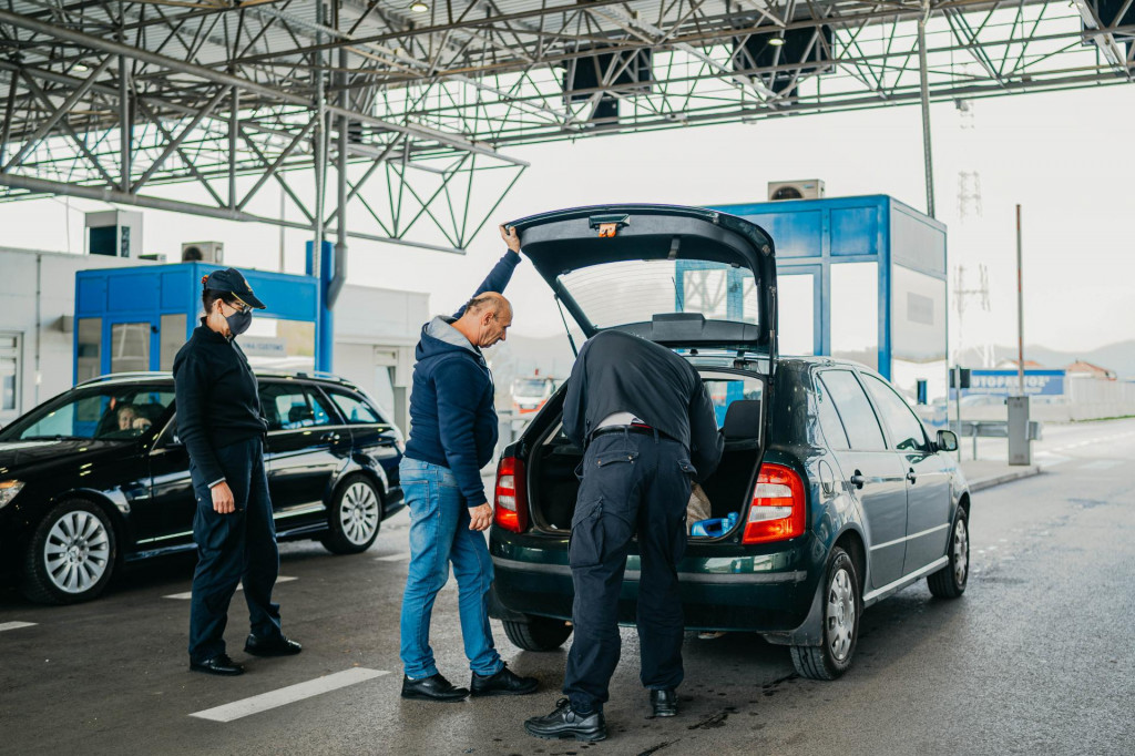 Zabranjen joj ulazak u Evropsku uniju! Državljanka BiH imala lažne granične pečate