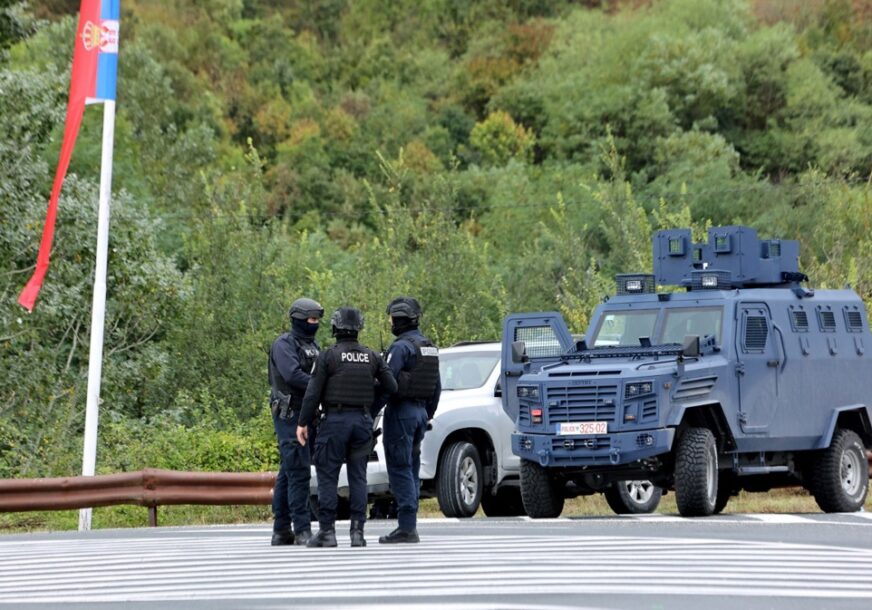 ZASTAVE NA POLA KOPLJA Proglašena trodnevna žalost u srpskim sredinama na Kosovu i Metohiji