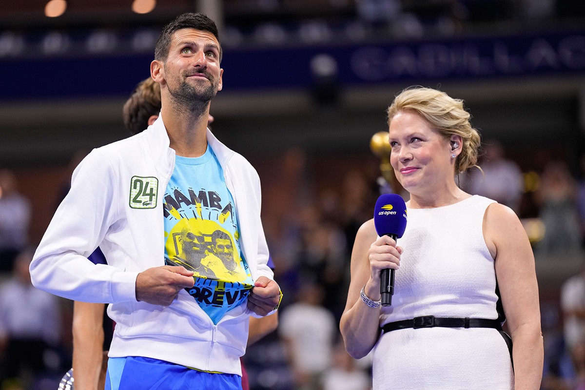 Novak otkrio zašto je obukao majicu “Mamba Forever”