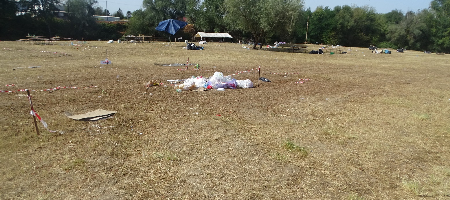 Postupak za osudu: Razbacano smeće nakon događaja u Česmi, apel organizatorima da očiste lokaciju odmah nakon završetka događaja