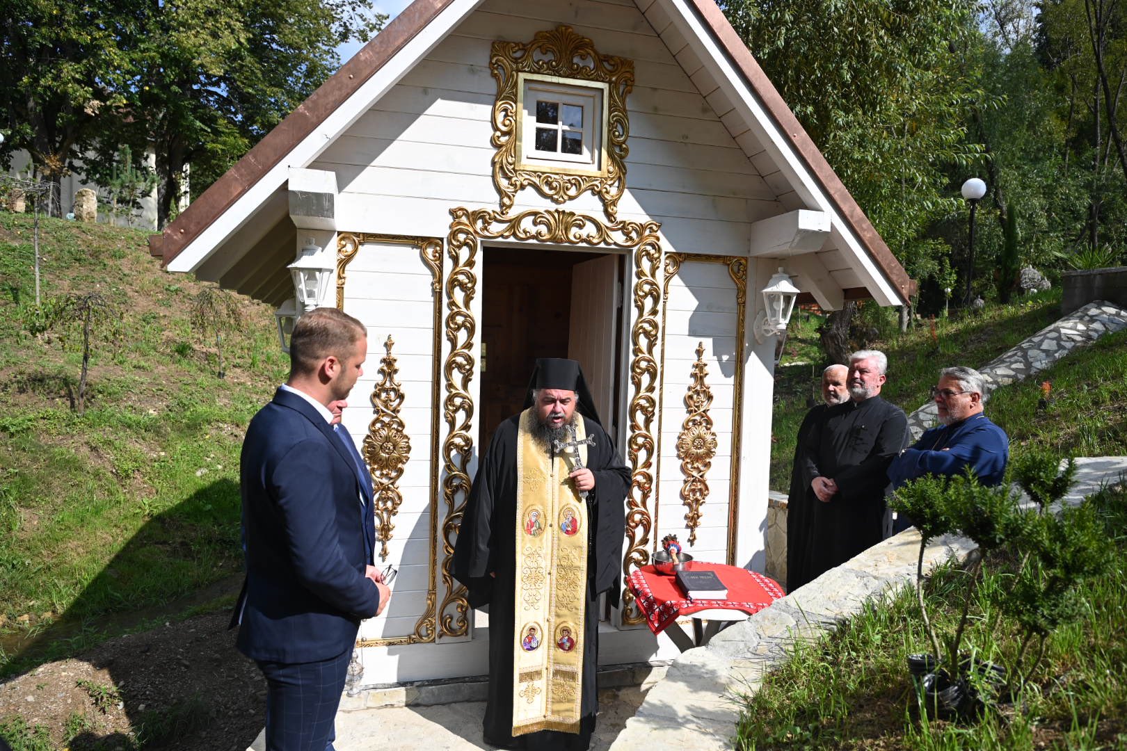 OSVEŠTANA NOVA VODENICA kod manastira Gomionica