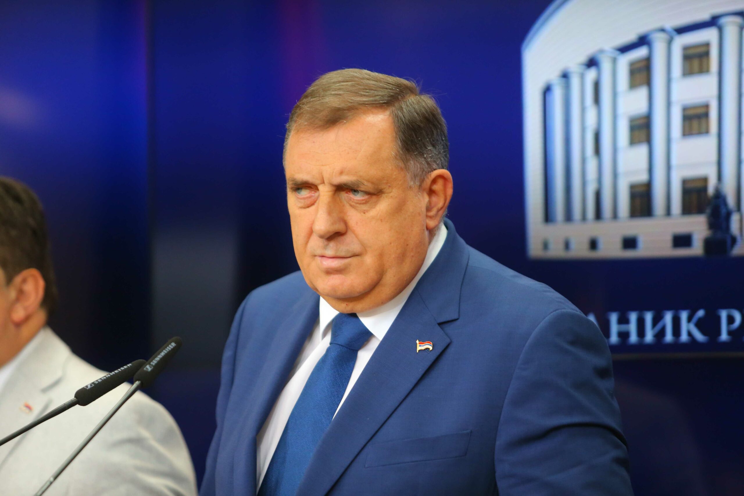 Dodik prokomentarisao izjave Šmita o navodnim barikadama u Srpskoj “Režirao je predstavu, ali karte za nju niko nije htio da kupi”