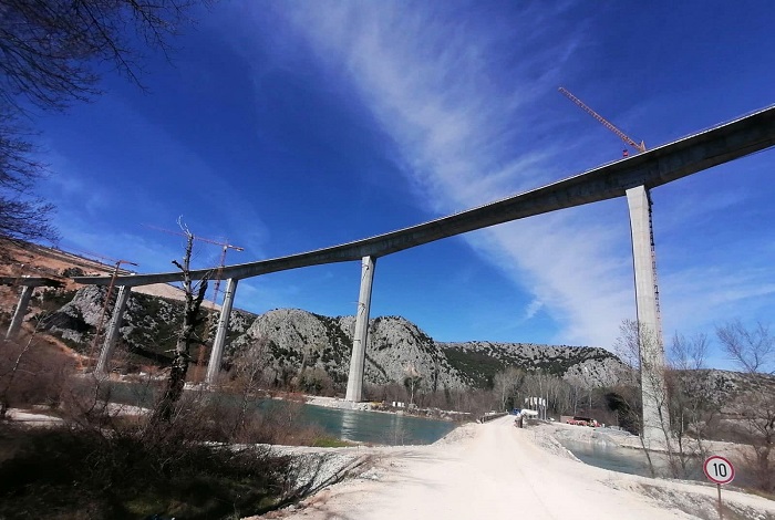 Najveći most u BiH pukao, niko ne zna kako ga popraviti
