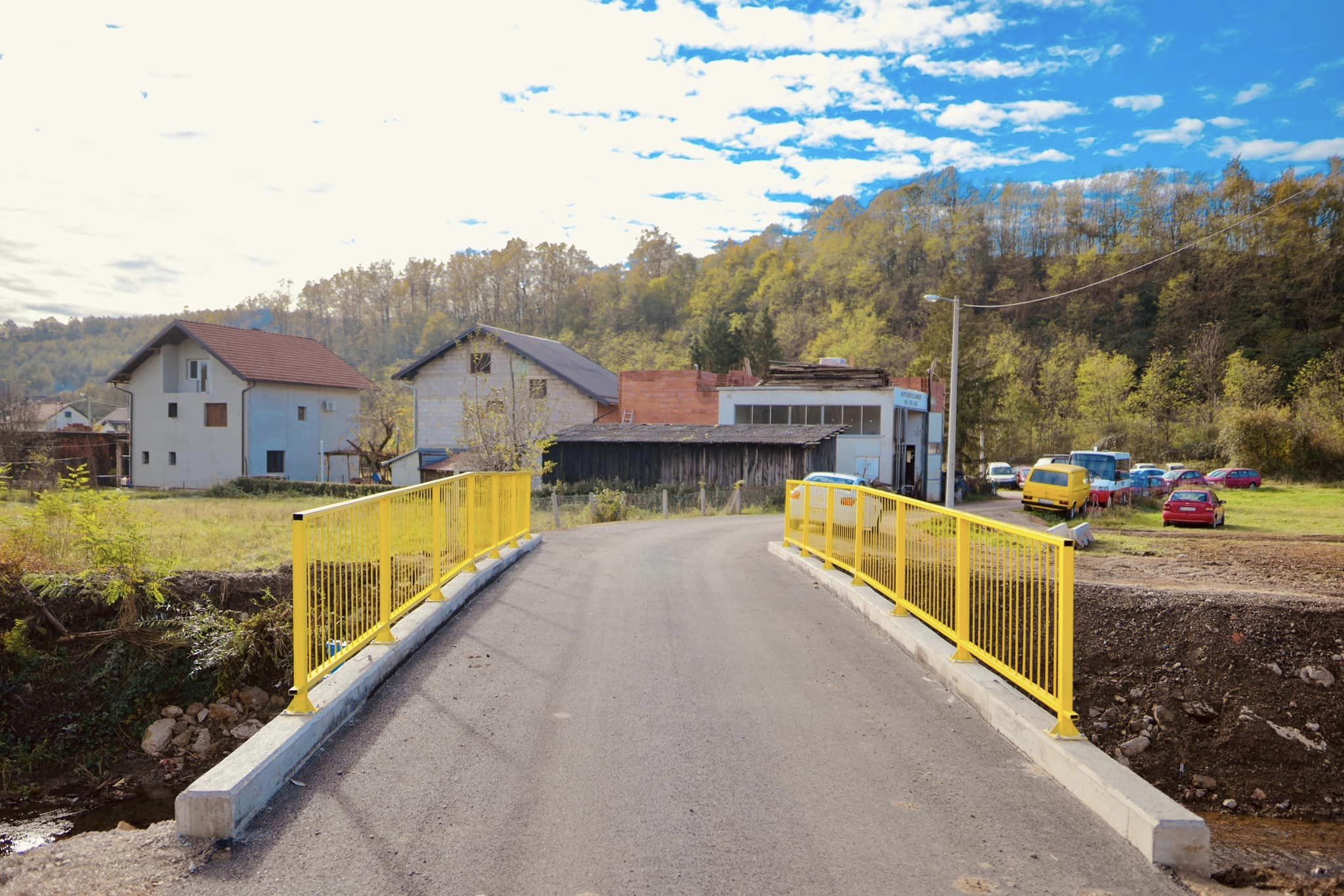 (FOTO) LJEPŠA SVAKODNEVNICA Mještani Mišinog Hana dobili novi most