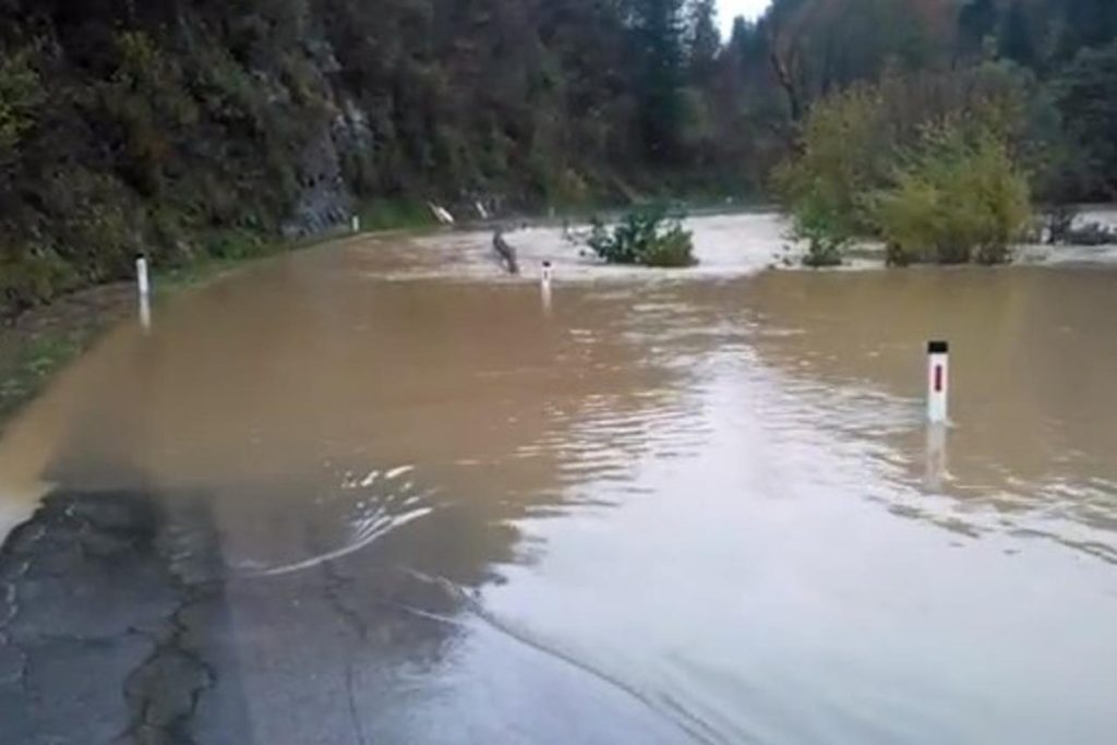 Raste rijeka Drava u Sloveniji, oglasile se sirene za uzbunu