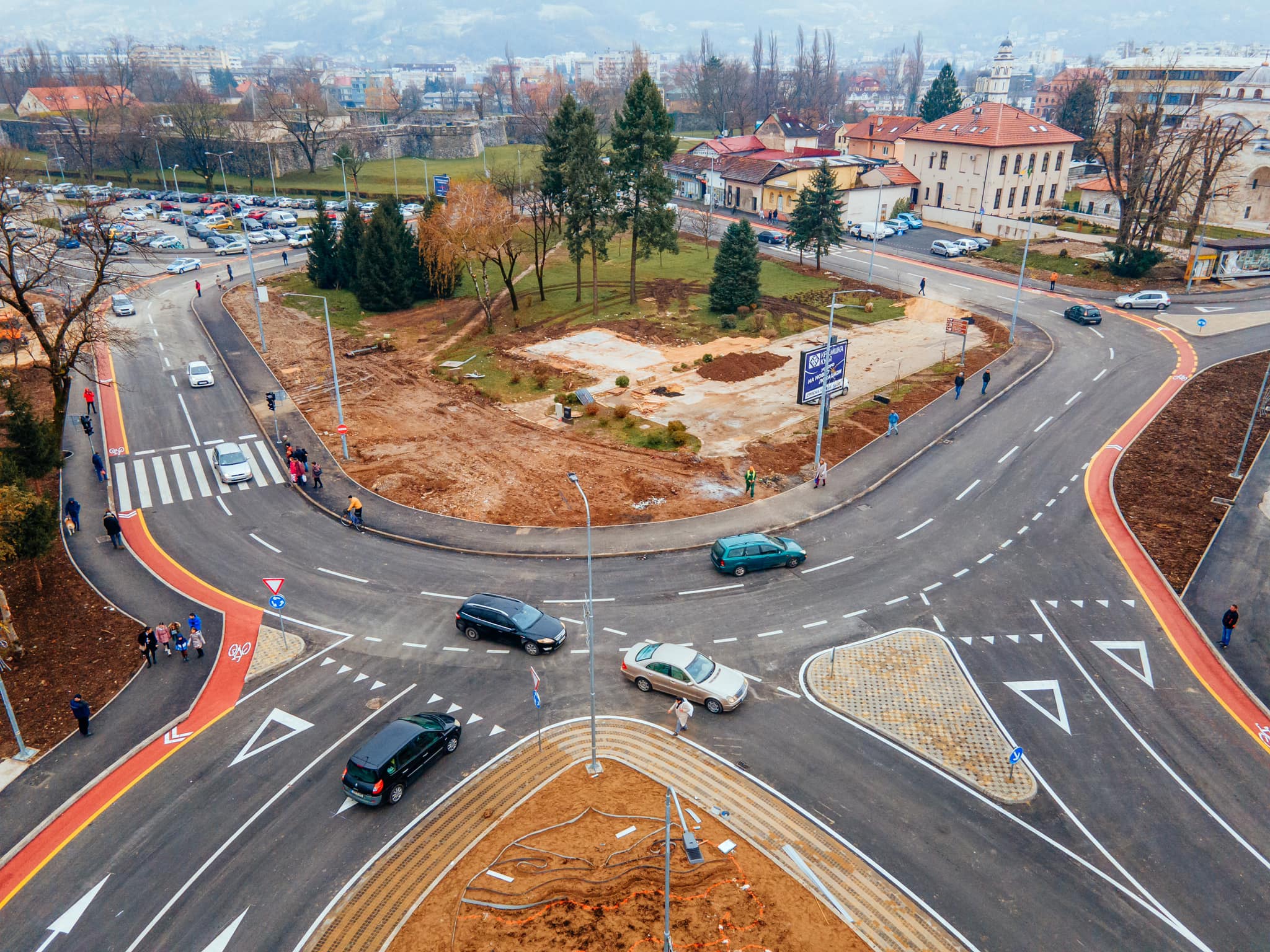 “Ljudi se plaše promjena” Stručnjaci o novom kružnom toku u Banjaluci