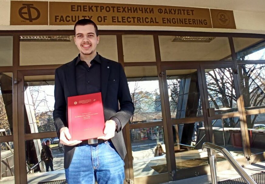 SVAKA ČAST! Drago Šmitran je treći student od osnivanja ETF Banjaluka koji je studije završio s prosjekom 10