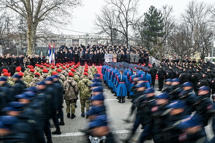 Prvi put defile povodom Dana Republike u večernjim časovima