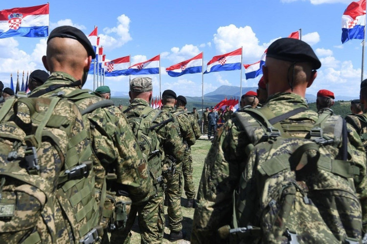 Hrvatska vojska poslata na Kosovo i Metohiju