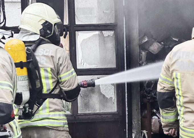 Zapalio se kauč, istražioci sumnjaju da se Prijedorčanin ugušio