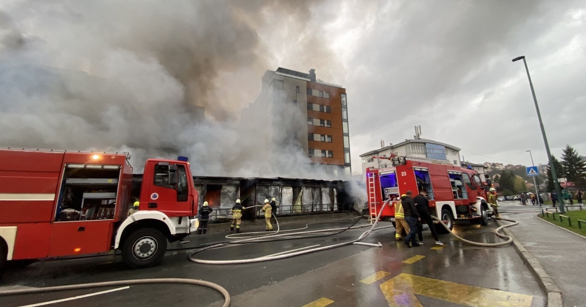 Požar na sarajevskoj pijaci pod kontrolom, šteta VIŠEMILIONSKA