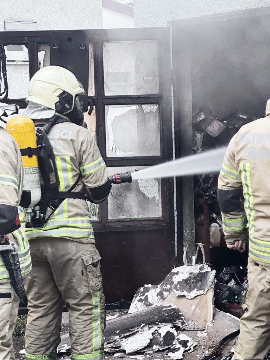 Gorjeli proizvodni pogoni pekare: Mještane Trna uznemirio veliki plamen