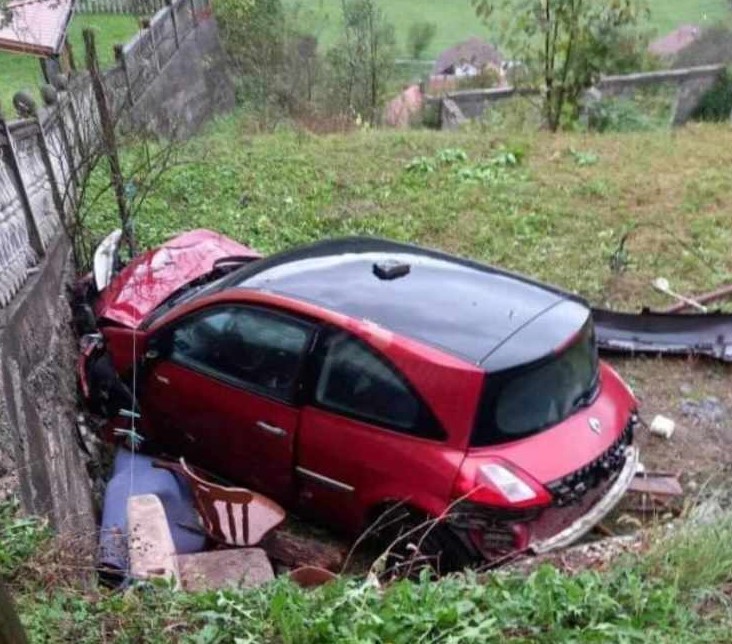 Pijani mladići autom udarili u porodičnu kuću u Banjaluci