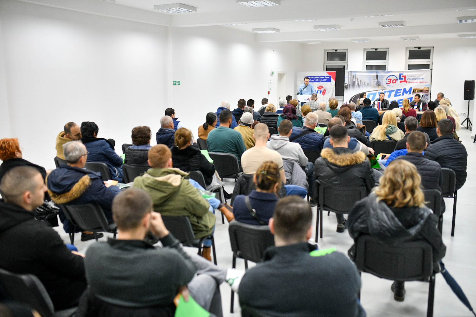 Stanivuković: Kočićev vijenac je za novi mandat i nove pobjede u Banjaluci (FOTO)