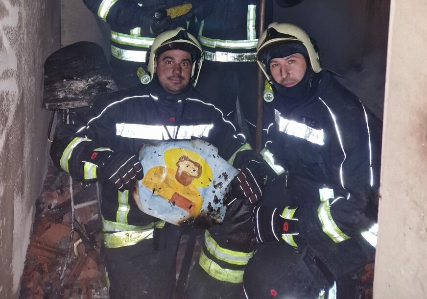 Vatrogasci iz Laktaša svjedočili čudu: Crtež Svetog Save ODOLIO POŽARU (FOTO)