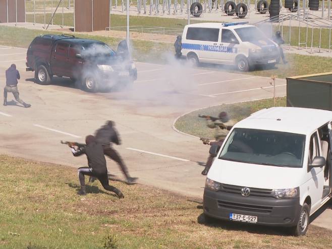 U srijedu taktičko-pokazna vježba MUP-a u Kuljanima, Barlovcima i Dragočaju