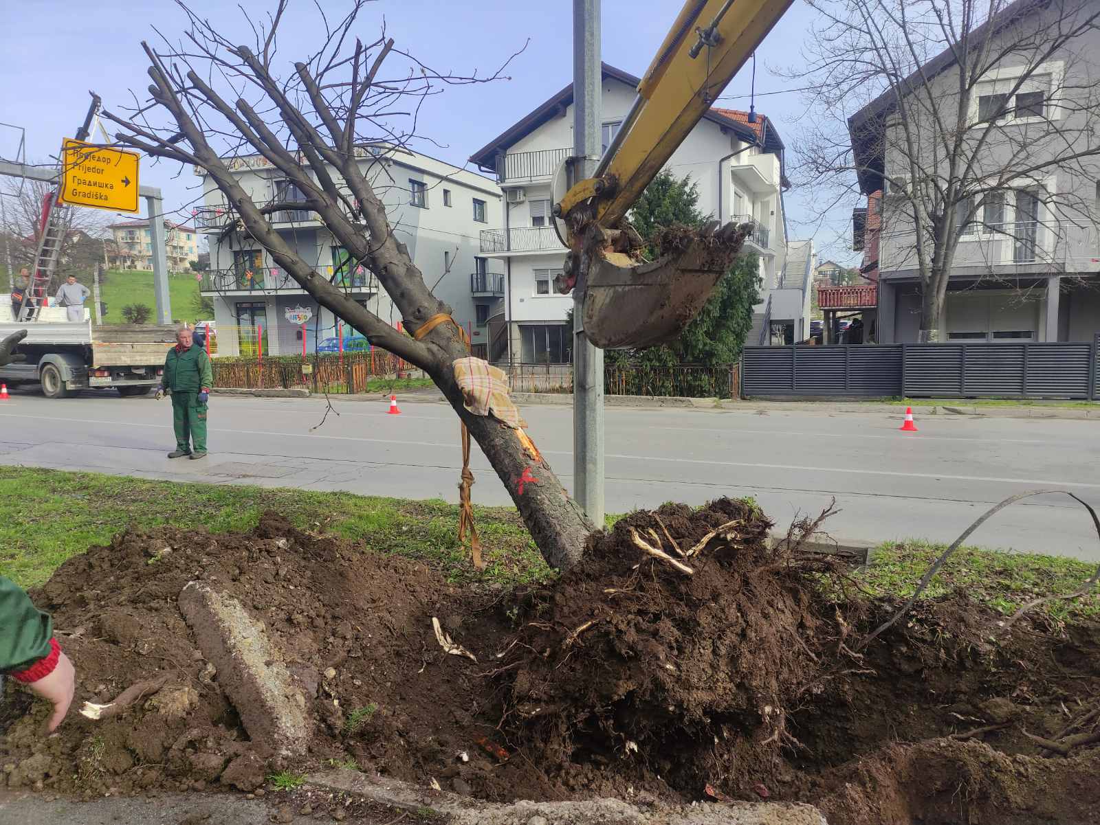 BANJALUKA: Počeli pripremni radovi za izgradnju novog kružnog toka kod pekare „Bakal“