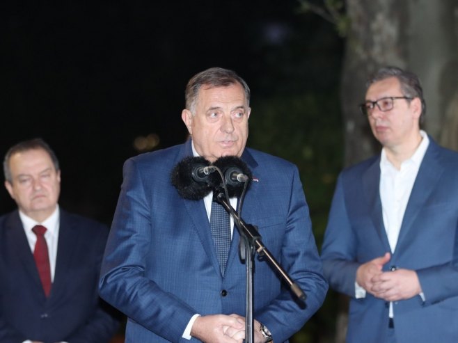 Dodik najavio veliki narodni miting protiv svega što se pokreće mimo procedura