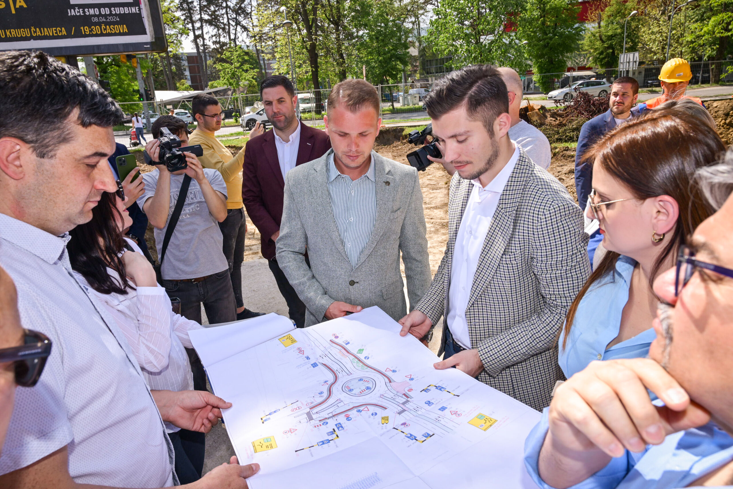 “Na Istočnom tranzitu više neće biti zastoja” Počela izgradnja još jednog kružnog toka (FOTO)