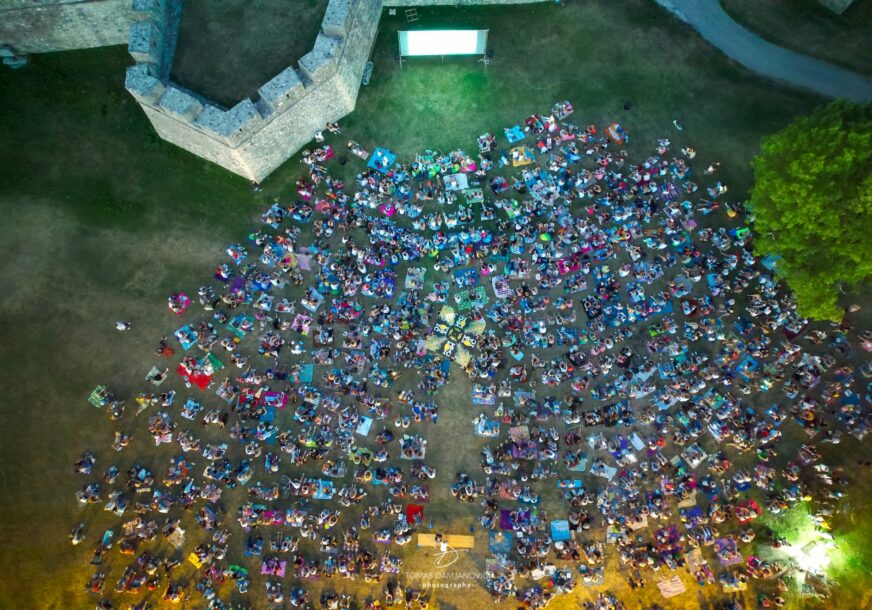 SADA DOBIJAJU NOVO Banjalučani oduvijek voljeli kino na otvorenom (FOTO)