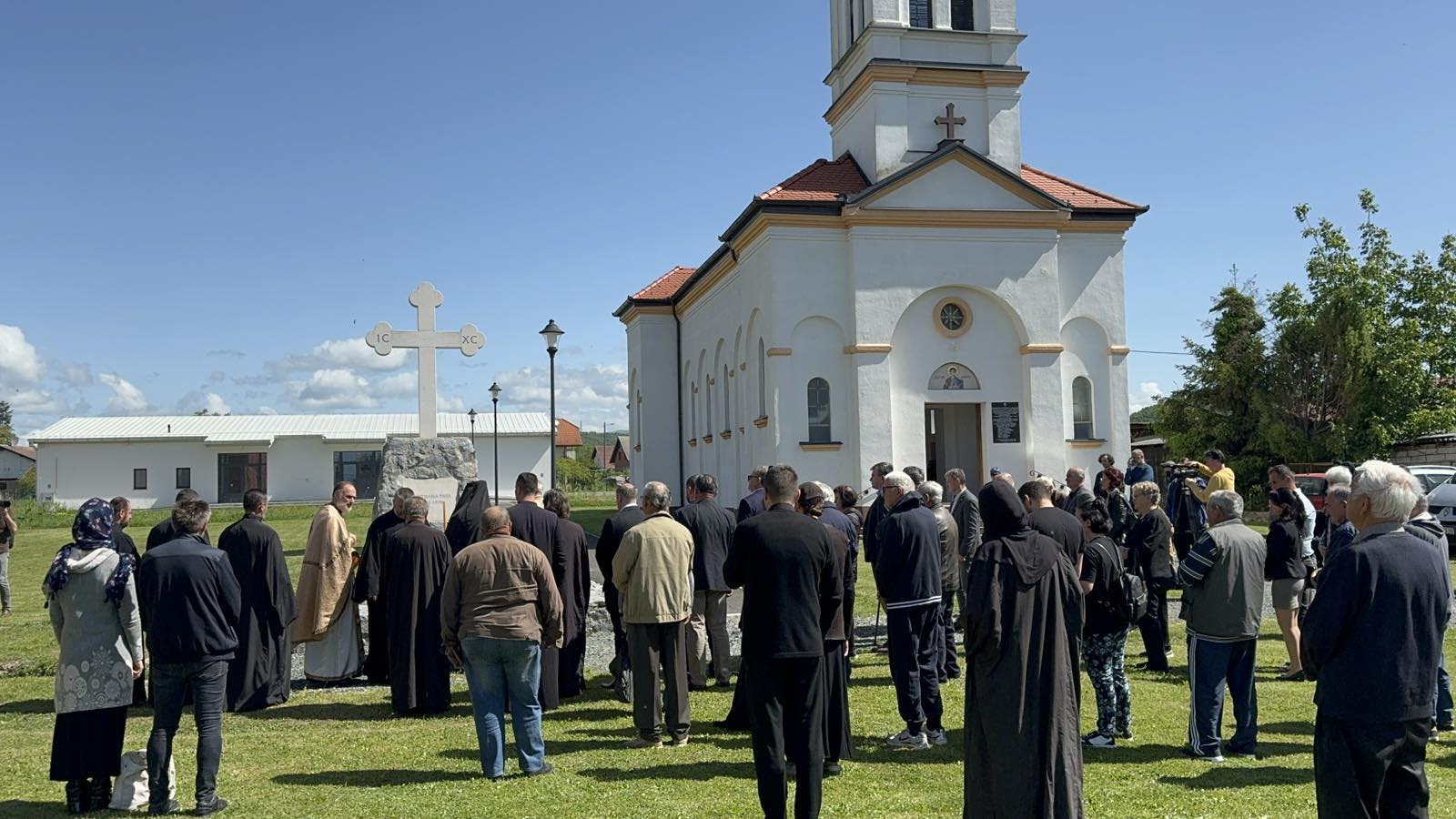 Okučani: Žrtve “Bljeska” nećemo i ne smijemo zaboraviti (VIDEO)