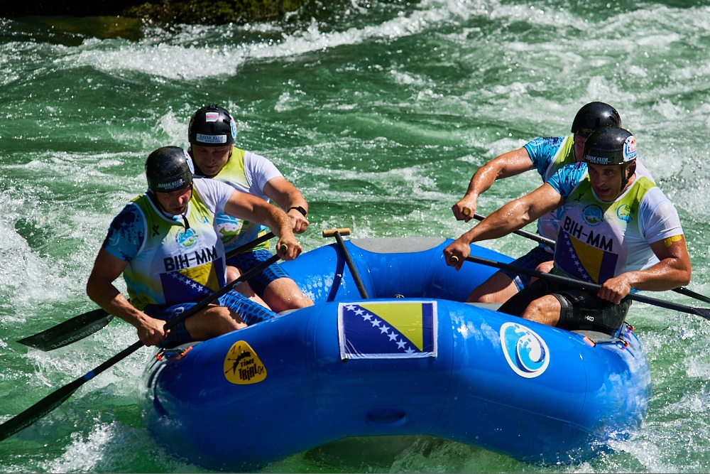 Tri srebrne medalje za banjalučke posade prvog dana Prvenstva!