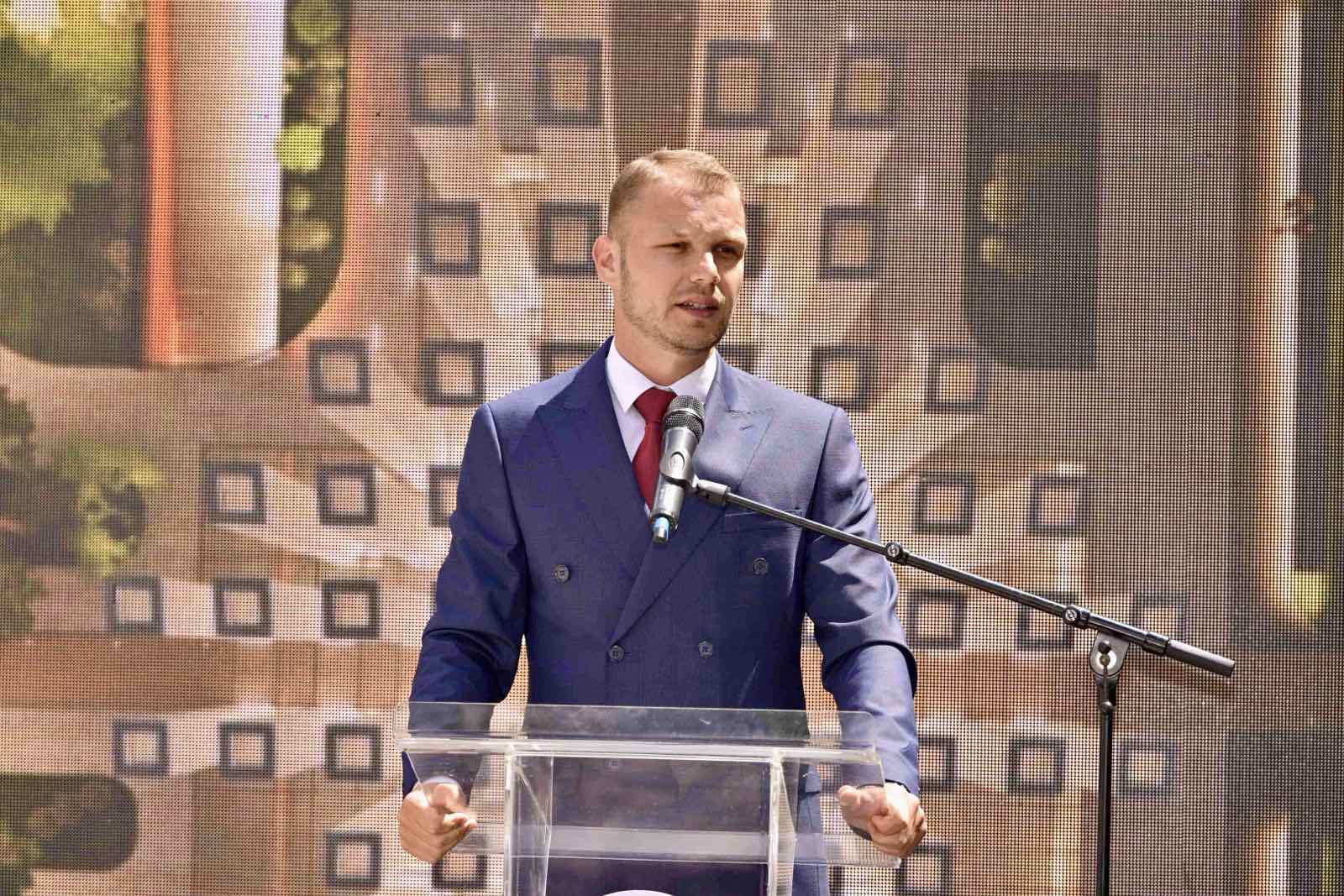 “Ovo je naš svetionik i staza za oprost nama i drugima” Stanivuković održao govor na ceremoniji obilaska spomen obilježja