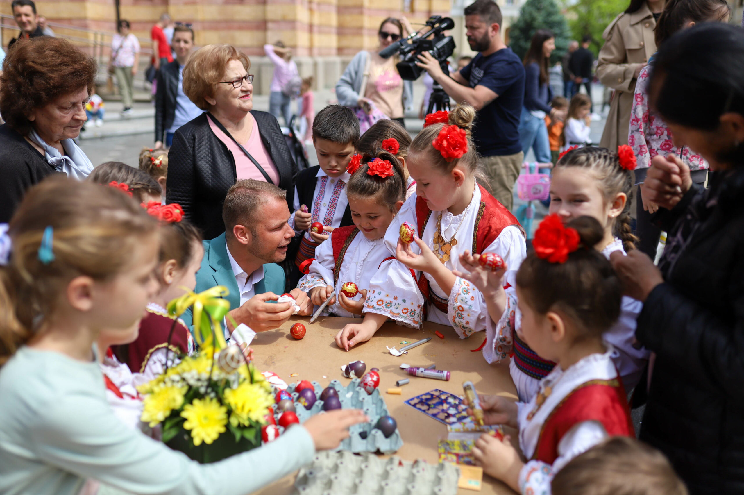 Gradonačelnik prisustvovao vaskršnjim radionicama i pikniku: Čuvajmo tradiciju i običaje, te naše istinske vrijednosti (FOTO)