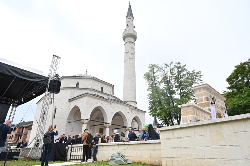 Molitvom označili početak otvaranja džamije Arnaudije