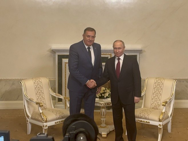 Dodik se sastao sa Putinom u Sankt Peterburgu