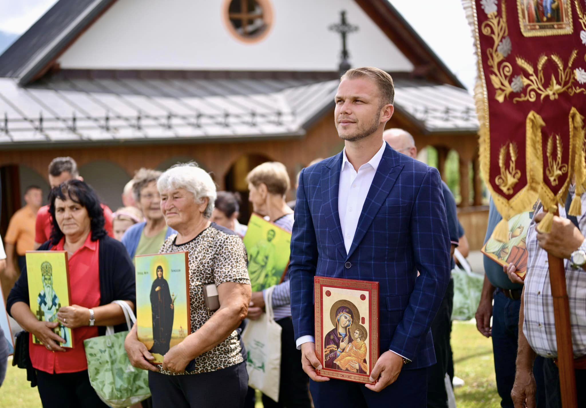 Stanivuković u Aginom selu prisustvovao žitnim molitvama (FOTO)