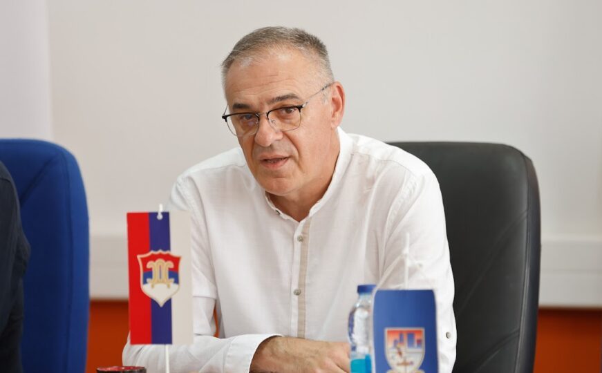 Miličević: Dodik se danas odrekao posljednjeg obilježja Republike Srpske