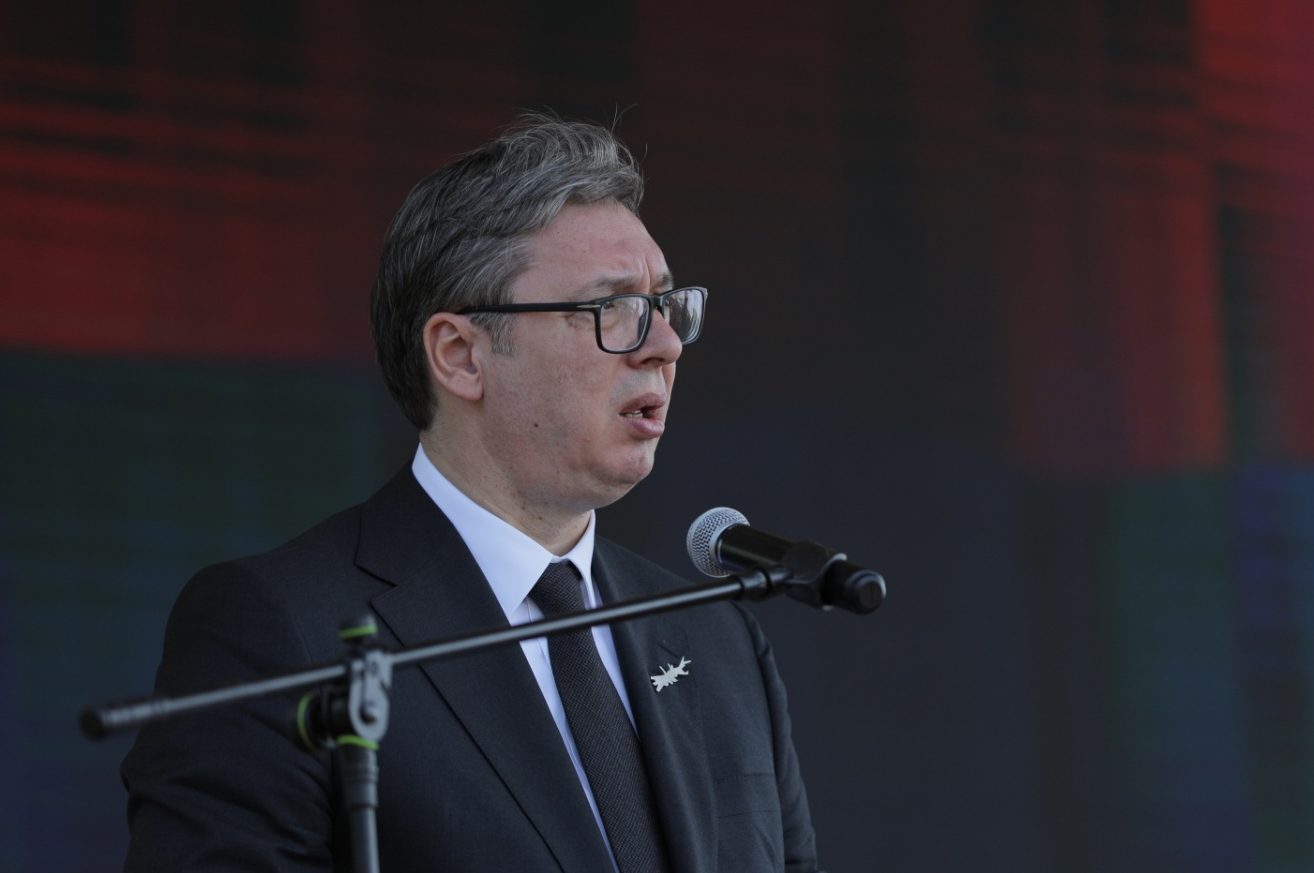 Vučić: Velike vojne snage se okupljaju u regiji