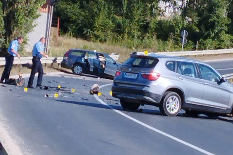 Udes na putu Prnjavor-Čelinac: Obustavljen saobraćaj