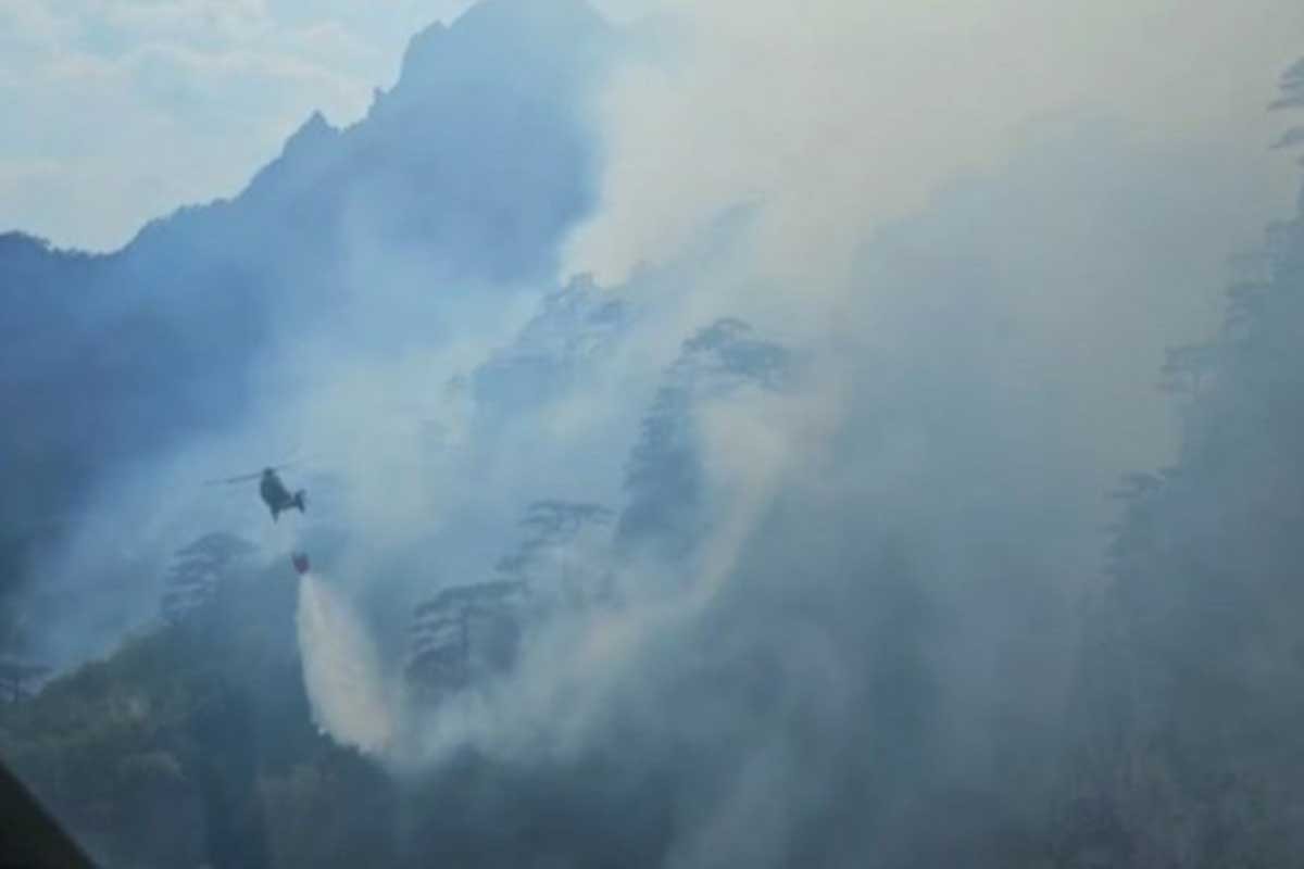 Nadljudska borba sa vatrenom stihijom na Zelengori (FOTO, VIDEO)