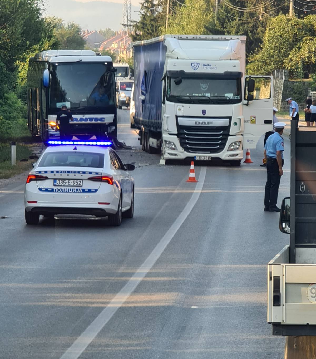 Sudar kamiona i autobusa kod Doboja, nema povrijeđenih