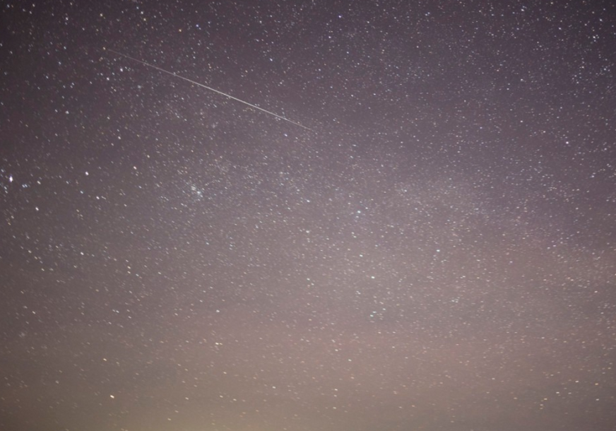 Meteor proletio iznad BiH i Srbije: Impresivan prizor na nebu snimili građani (VIDEO)