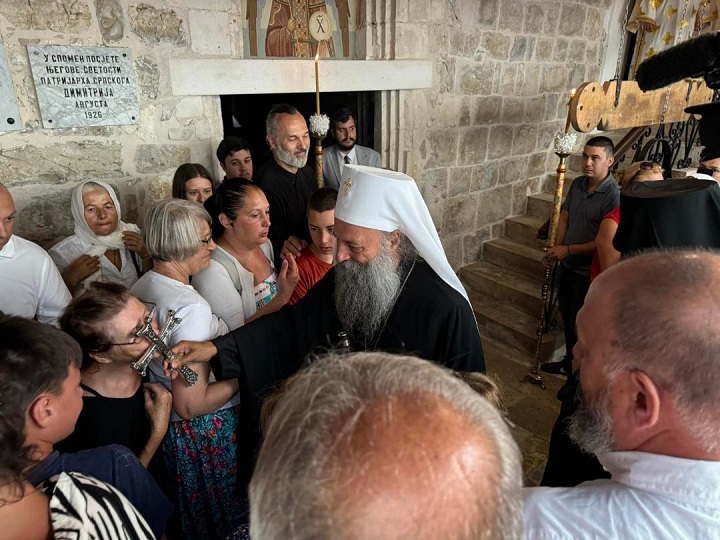 Patrijarh Porfirije u manastiru Krka: Mir je uvijek dar Božji (FOTO, VIDEO)