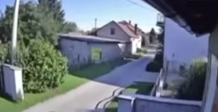 Cijela kuća se tresla: Zabilježen trenutak jakog potresa koji je pogodio Hrvatsku (VIDEO)