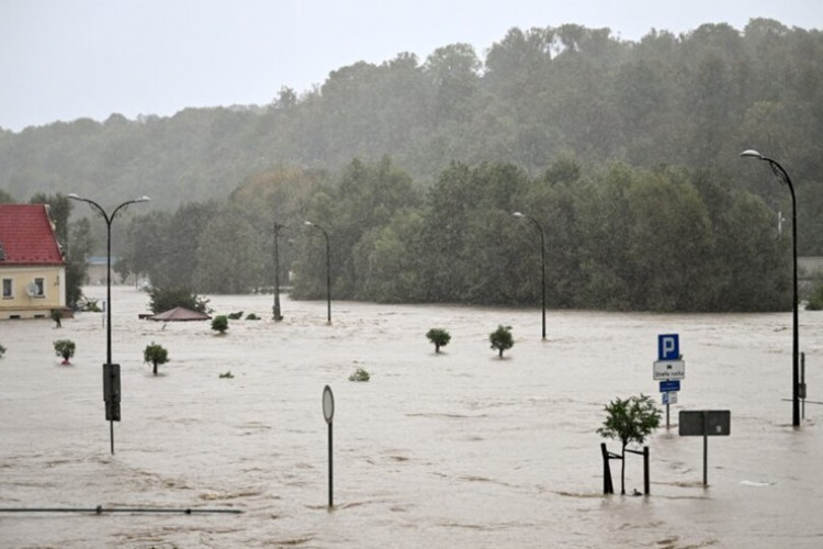 Poplave u Evropi: Broj žrtava porastao na 16, gradovi evakuisani