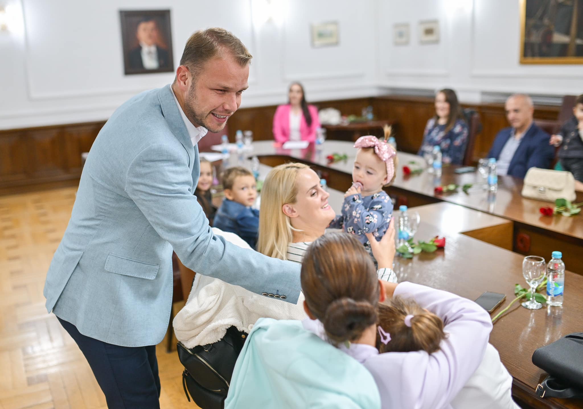 Gradonačelnik uručio novčana povodom rođenja djeteta