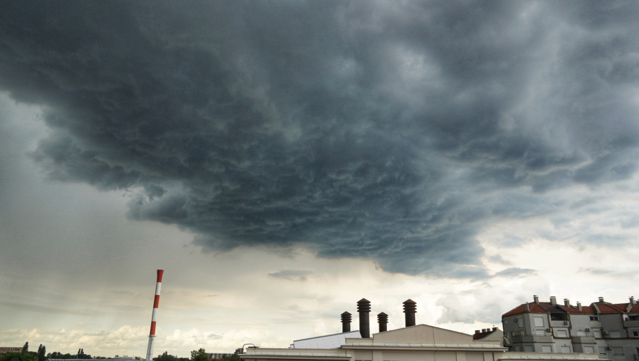 Monstruozni oblak stiže na Balkan: Meteorolozi zabrinuti