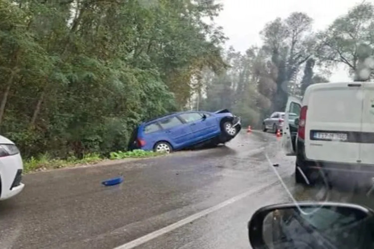 Još jedna teška saobraćajka u BiH, troje povrijeđenih