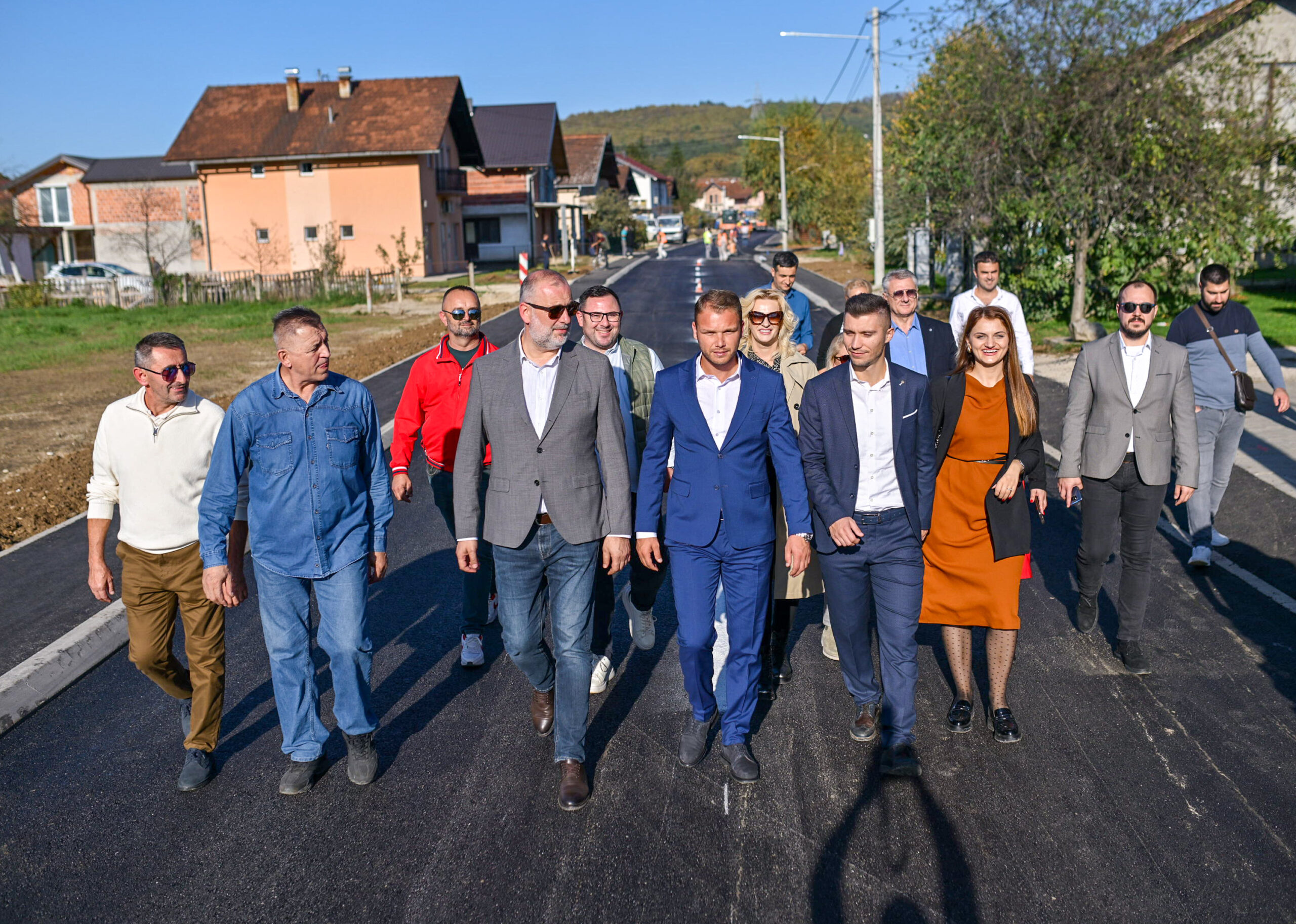 ZAVRŠNI RADOVI U ČESMI Nova saobraćajnica povezuje naselje sa gradom (FOTO)